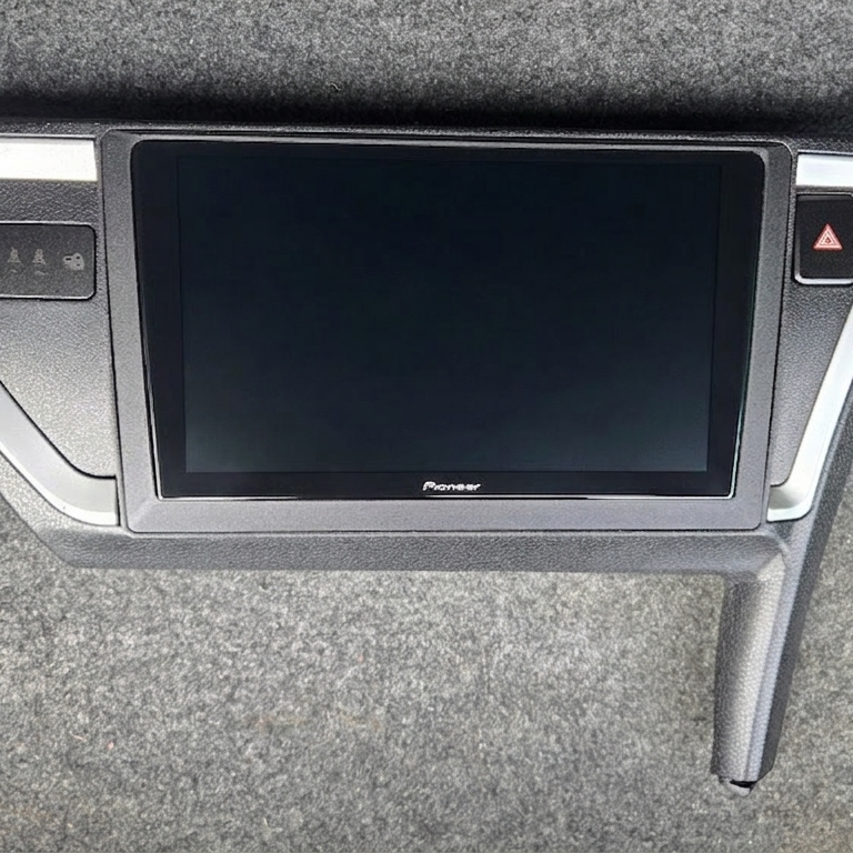 9in Pioneer Head Unit